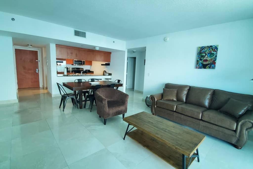 Luxury Penthouse Brickell 3 Bedrooms Free Parking 마이애미 외부 사진